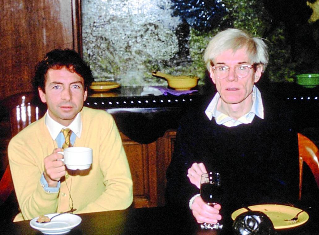 Carlos Matorel y Andy Warhol toman cafe